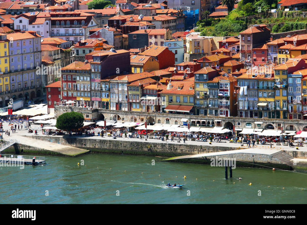 Douro-Ufer, Ribeira Bezirk von Porto, Portugal Stockfoto