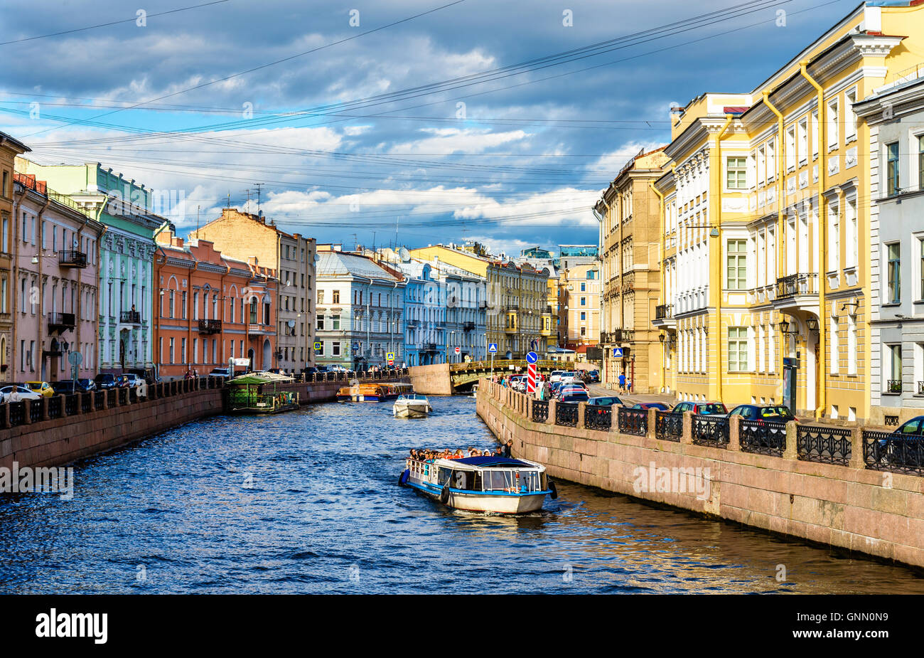 Die Moyka Flußdamm in Sankt Petersburg - Russland Stockfoto
