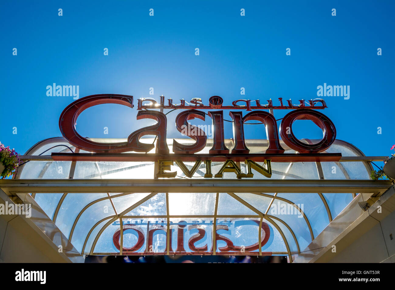 Zeichen des Casino von Evian-Les-Bains am Genfer See, Haute-Savoie. Frankreich. Stockfoto