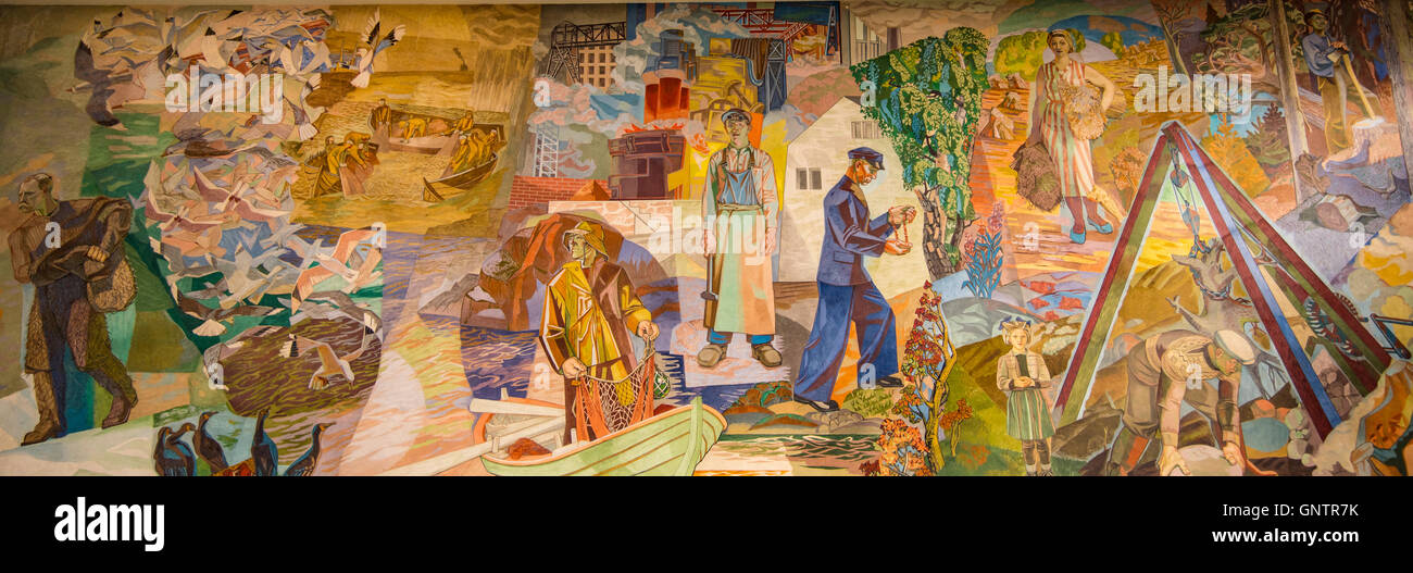 Detail der Wand Freske von Meer und Fischer von Alf.Rolfsen in der zentralen Halle des Osloer Rathaus. Oslo, Norwegen Stockfoto