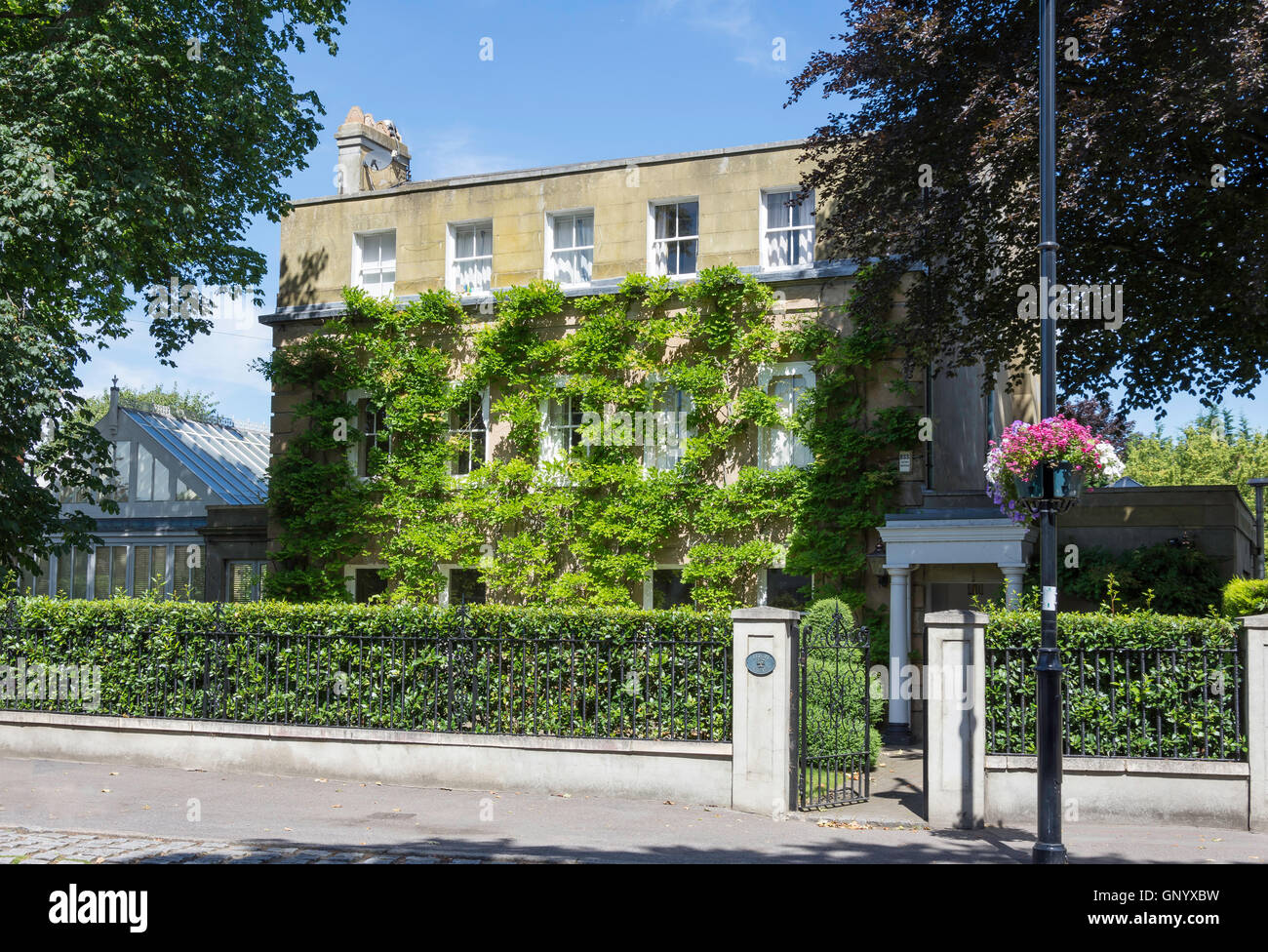 Georgian House, The Broadway, Laleham, Surrey, England, Vereinigtes Königreich Stockfoto