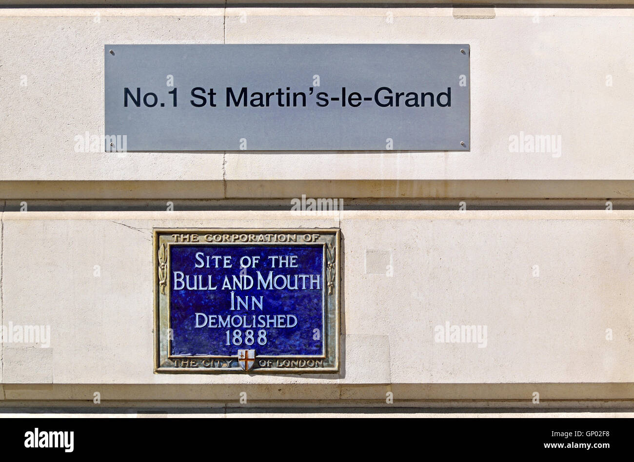 London, England, Vereinigtes Königreich. Ehemaligen Gelände der Bull und Mund Inn (abgerissen 1888) am Nr. 1 St Martins-le-Grand Stockfoto