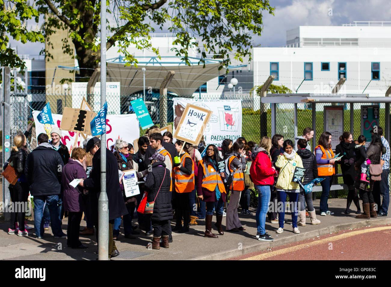 Ärzte streiken in Woolwich, South East London Stockfoto