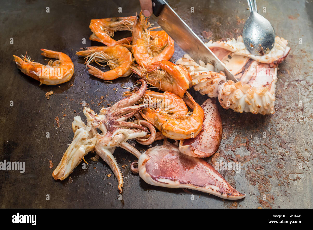 leckere gegrillte Meeresfrüchte auf pan, Nahaufnahme Stockfoto