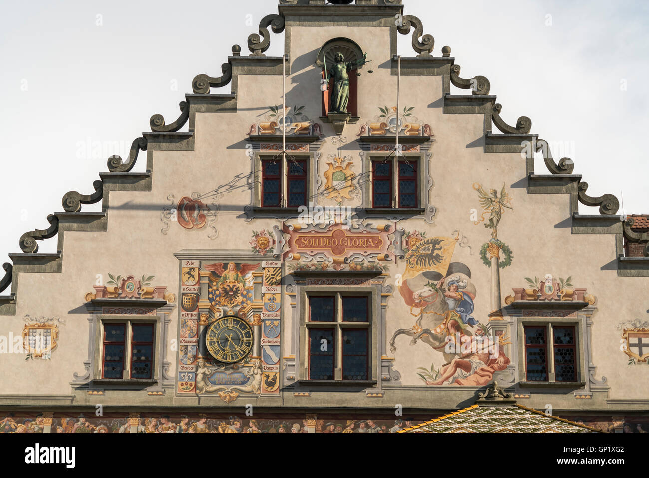 Uhren und Details des alten Rathauses in Lindau, Bayern, Deutschland Stockfoto