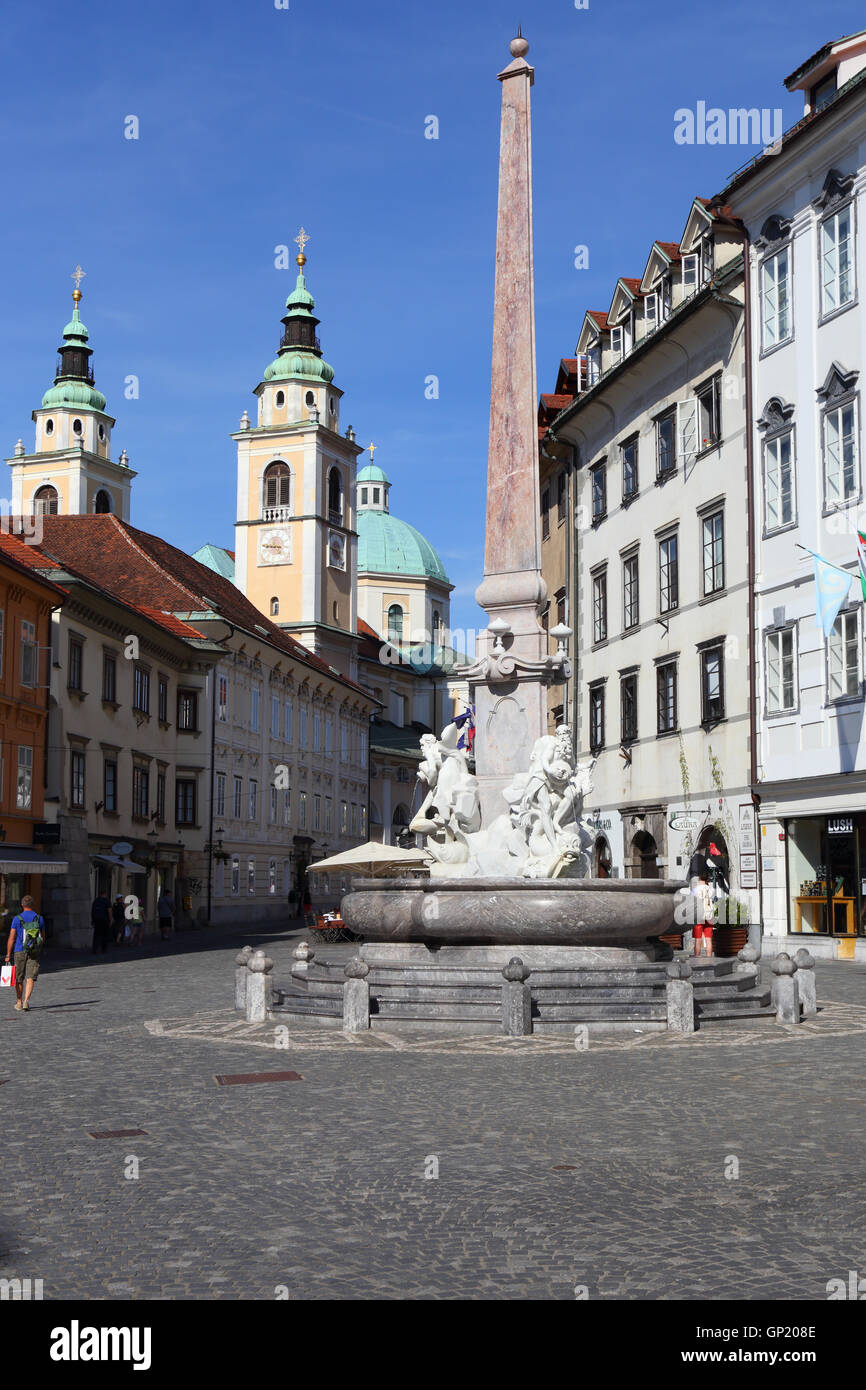 Die Robba Brunnen in Ljubljana. Stockfoto