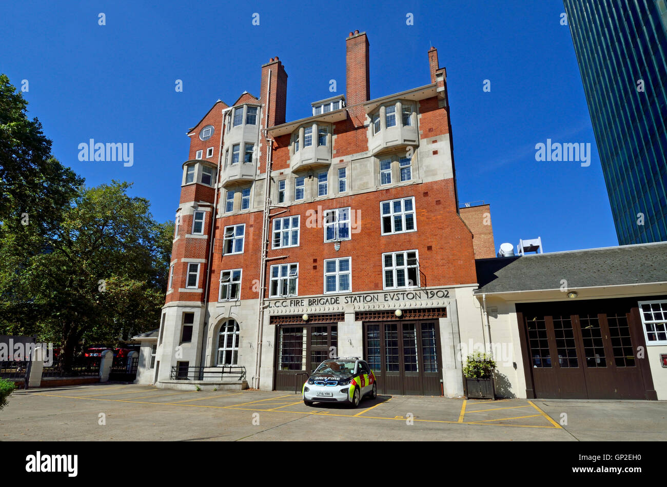 London, England, Vereinigtes Königreich. LCC Feuerwache (1902) Euston (172 Euston Road, NW1 2DH) Stockfoto
