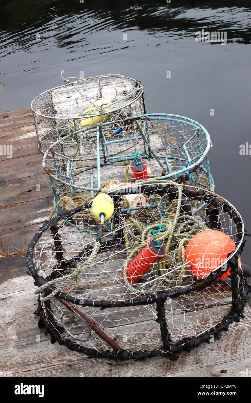 Krabben-Töpfe auf dock Angeln Thorne Bay Prince Of Wales Island Inside Passage Southeast Alaska USA Stockfoto