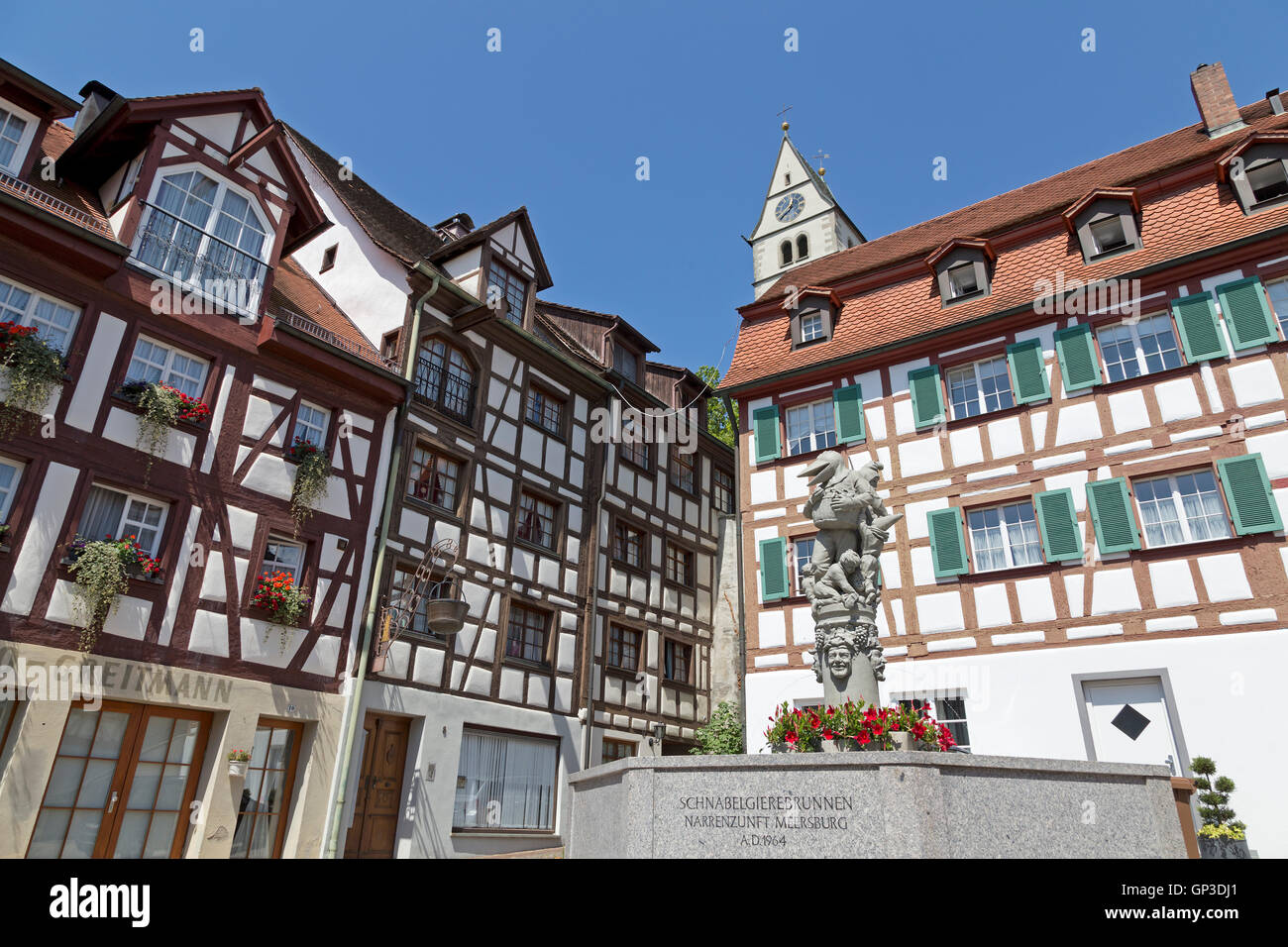 Marktplatz mit dem Schnabelgiere-Brunnen, Pfarrkirche, alte Stadt, Meersburg, Bodensee, Baden-Württemberg, Deutschland Stockfoto