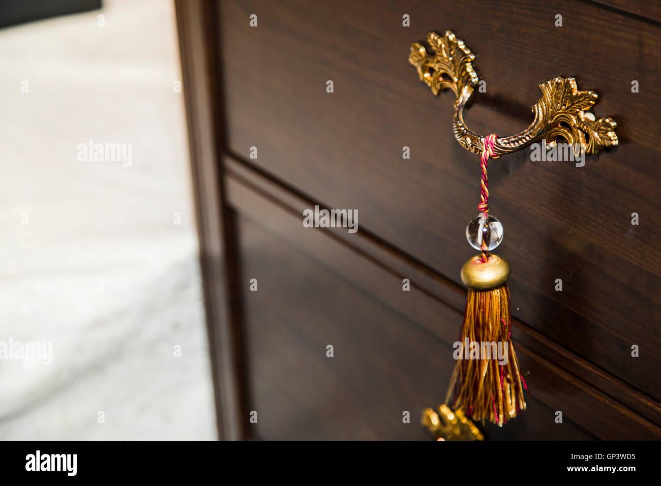 Dekor-Quaste in Nachttisch Stockfoto Dekor-Quaste in Nachttisch Stockfoto