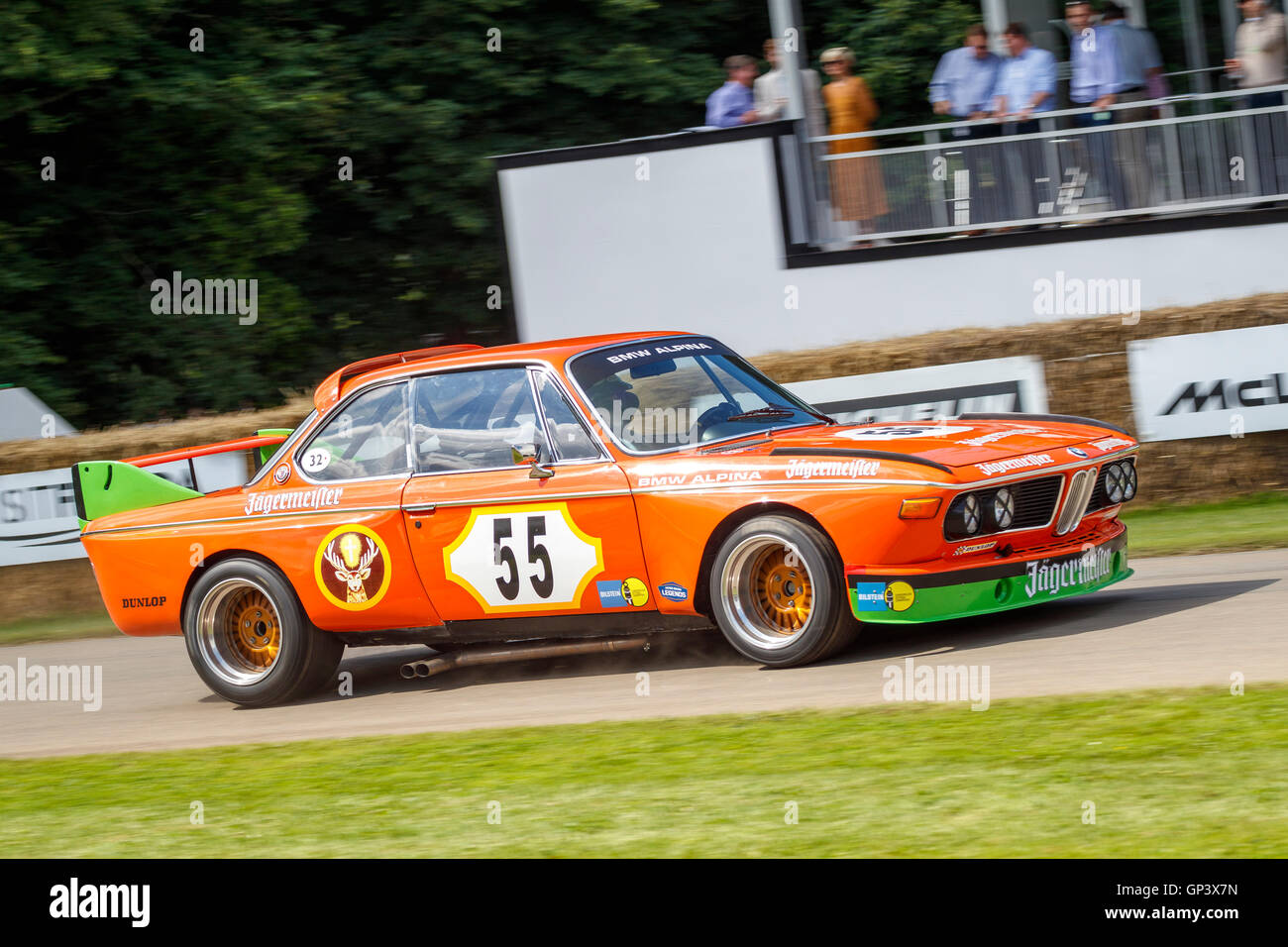 1975 BMW 3.0 CSL "Batmobile" mit Fahrer Patrick Blakeney-Edwards auf die 2016 Goodwood Festival of Speed, Sussex, UK Stockfoto