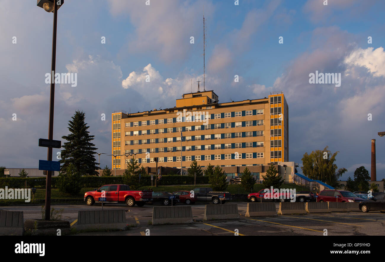 Das Hopital Centre Hospitalier Hotel Dieu-Krankenhaus ist in Amos, Kanada Dienstag, 23. August 2016 abgebildet. Stockfoto Das Hopital Centre Hospitalier Hotel Dieu-Krankenhaus ist in Amos, Kanada Dienstag, 23. August 2016 abgebildet. Stockfoto