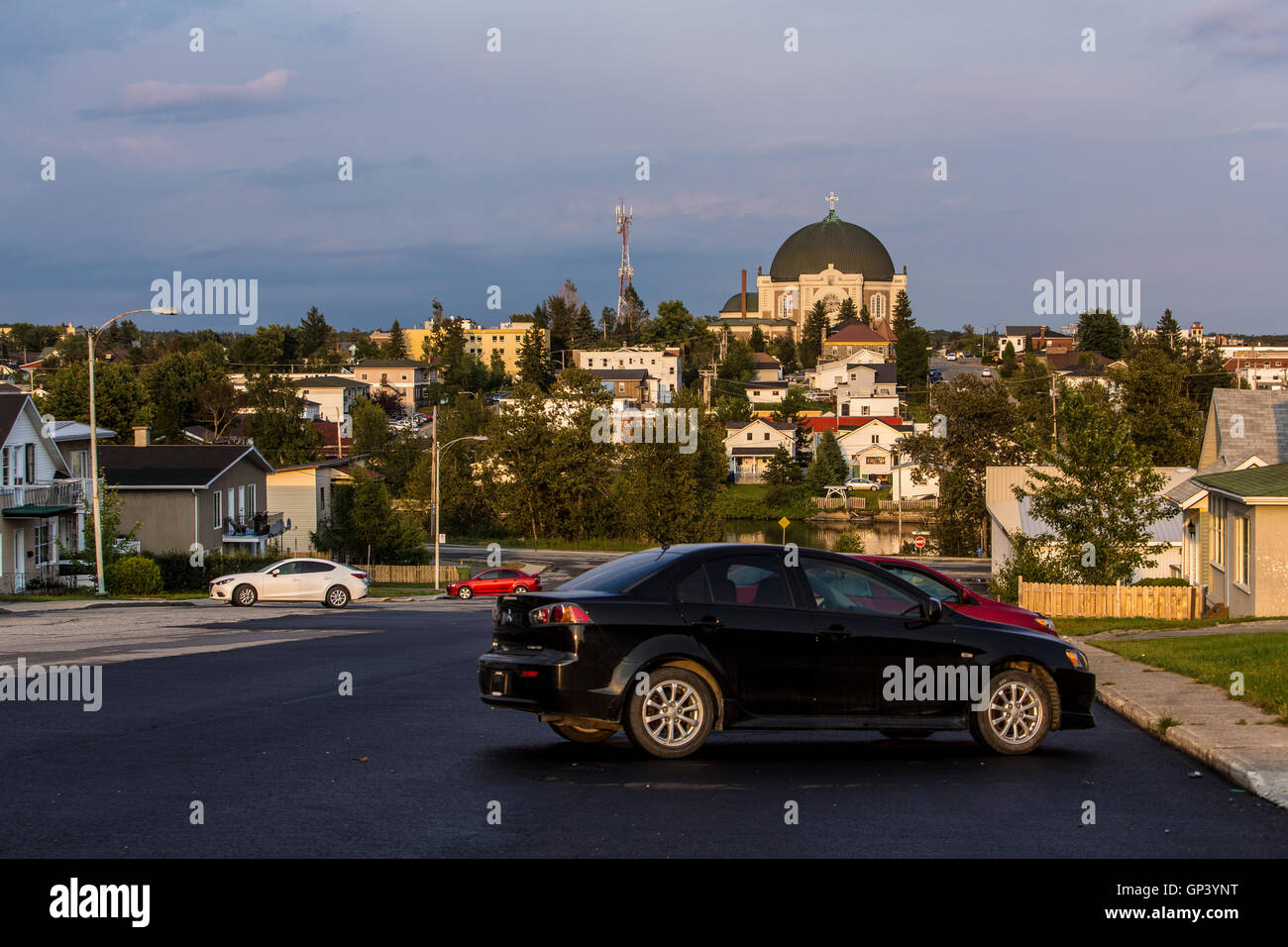 Die heilige Teresa von Avila Kathedrale (Dom Sainte-Therese Avila) ist Dienstag, 23. August 2016 in Amos, Kanada abgebildet. Stockfoto Die heilige Teresa von Avila Kathedrale (Dom Sainte-Therese Avila) ist Dienstag, 23. August 2016 in Amos, Kanada abgebildet. Stockfoto