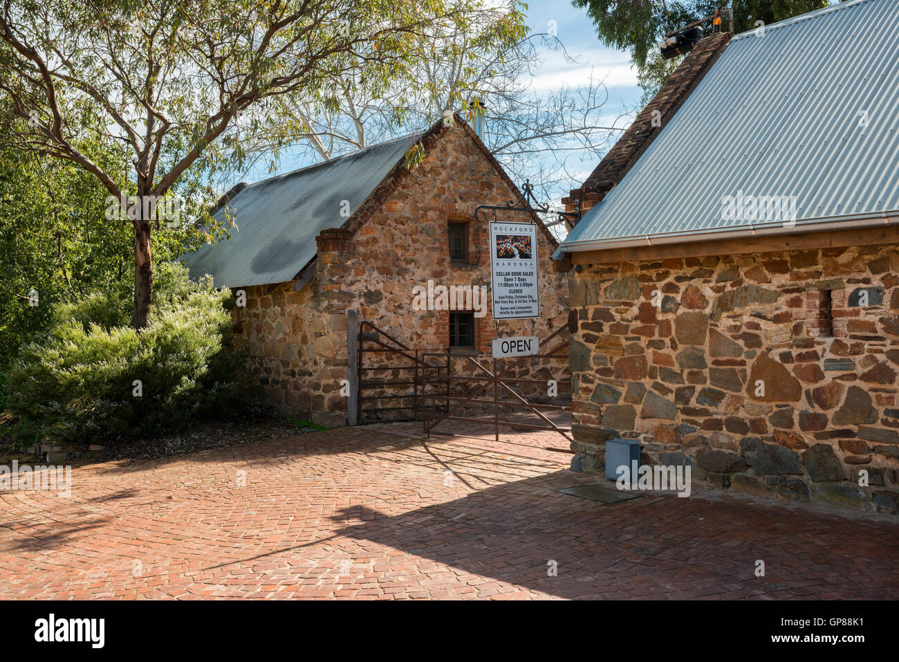 Das historische Rockfords Weingut Keller Tür Verkaufsgebiet in South Australia Barossa Valley. Stockfoto