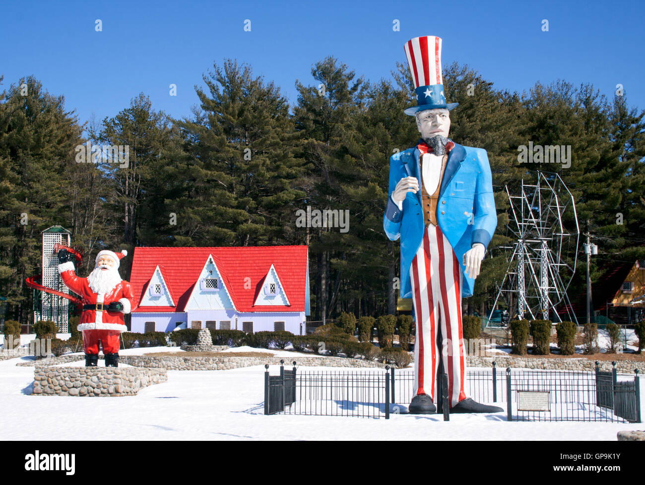 Die weltweit höchste Uncle Sam im Zauberwald in Lake George New York Stockfoto