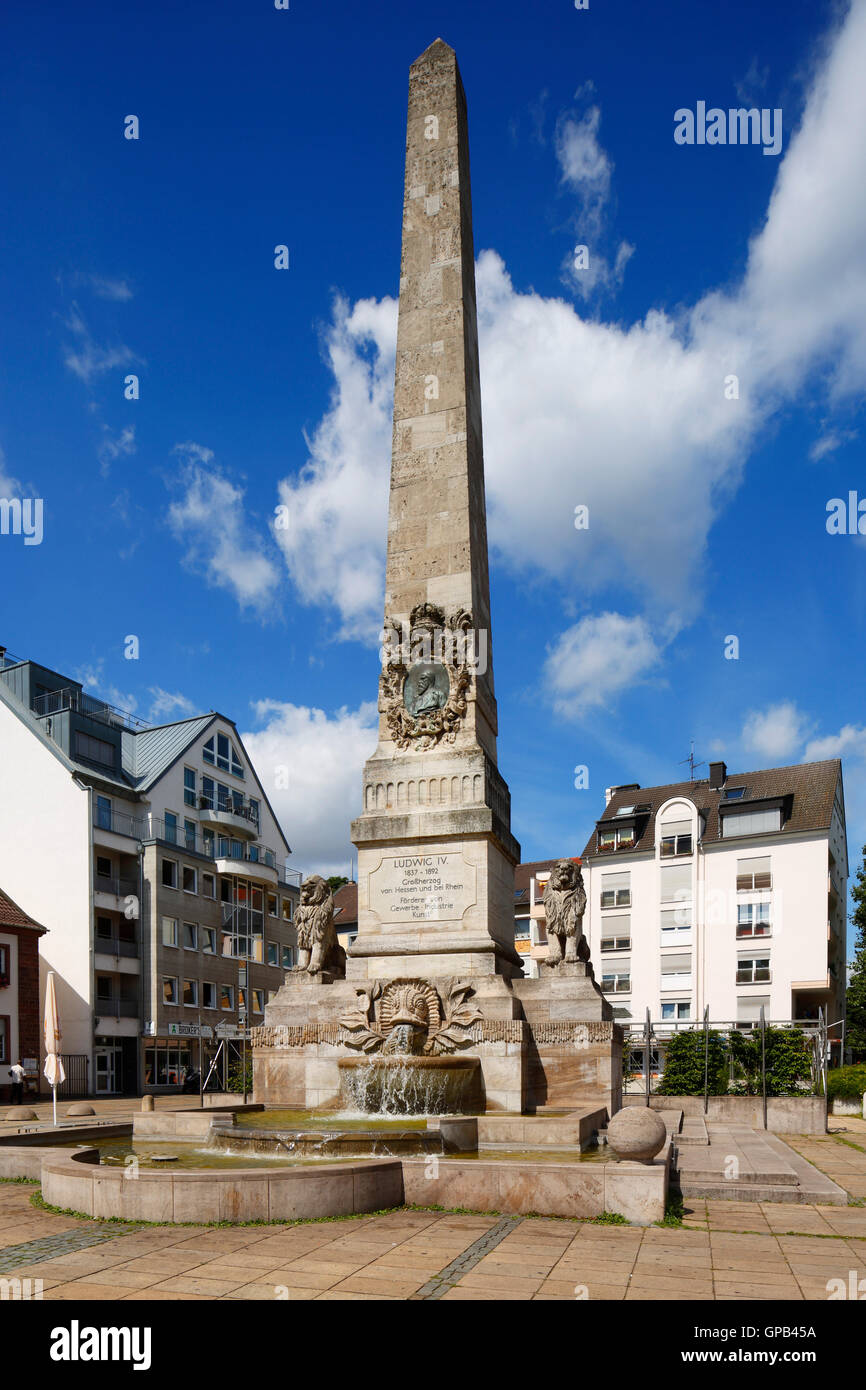Ludwigsdenkmal Auf Dem Ludwigsplatz Zu Ehren Ludwig IV. Grossherzog von Hessen Und Bei Rhein, Worms, Rhein, Rheinland-Pfalz Stockfoto