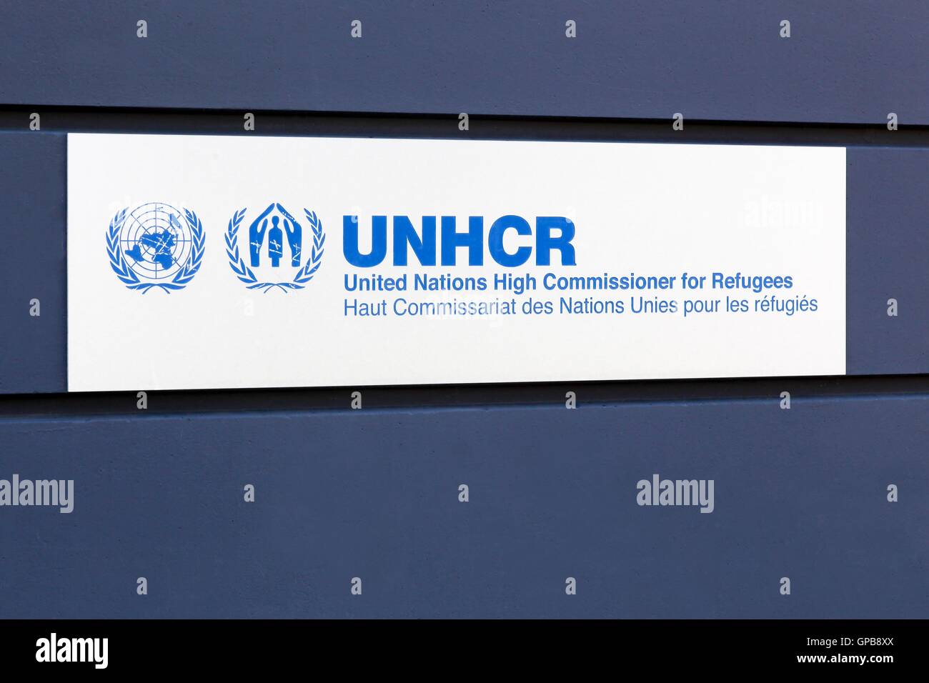UNHCR-Logo an der Wand Stockfoto
