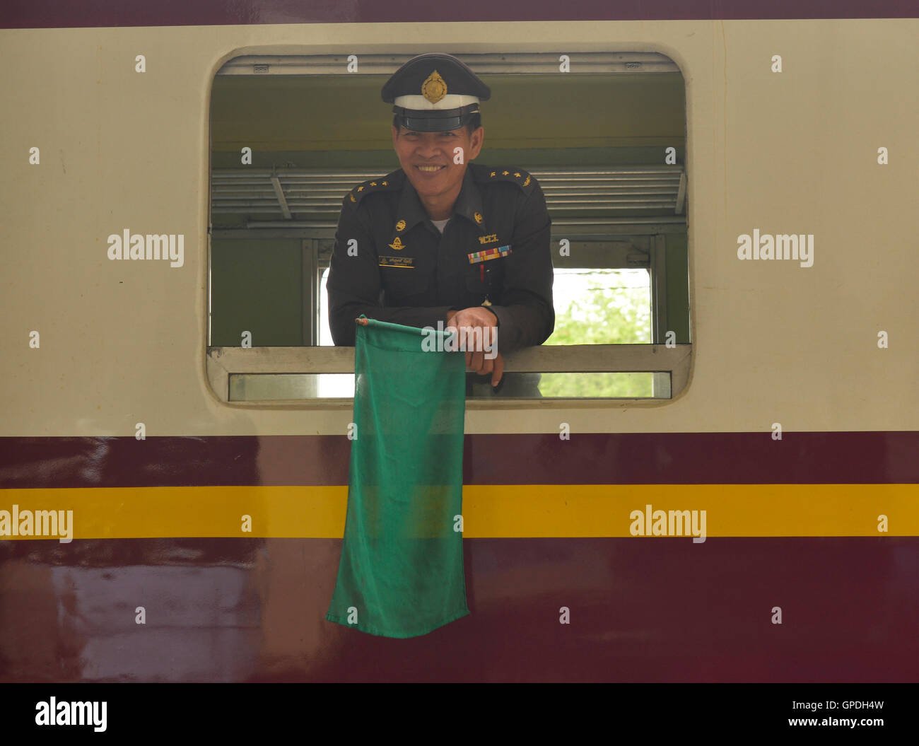 Zugführer, die Vorbereitung zum Aufbruch, Thailand Stockfoto