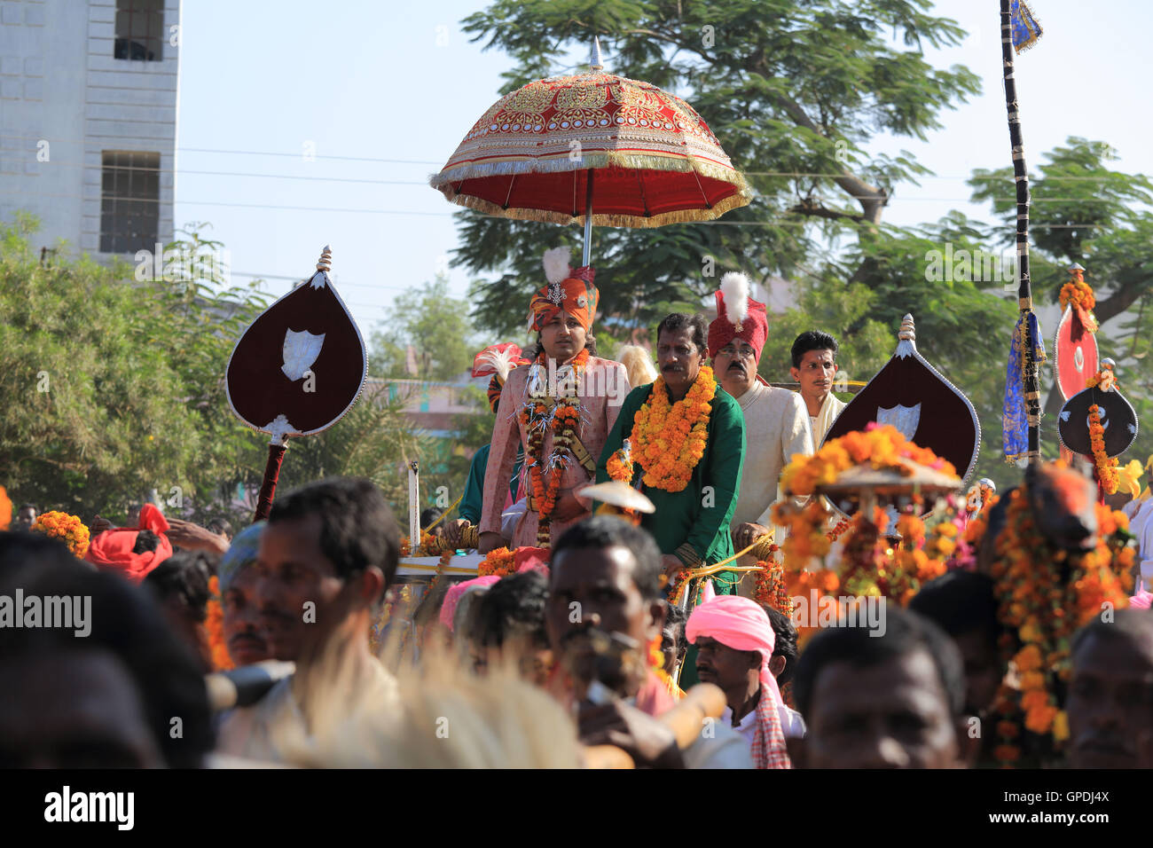 König führt dussehra Festival Prozession, Jagdalpur, Bastar, Chhattisgarh, Indien, Asien Stockfoto