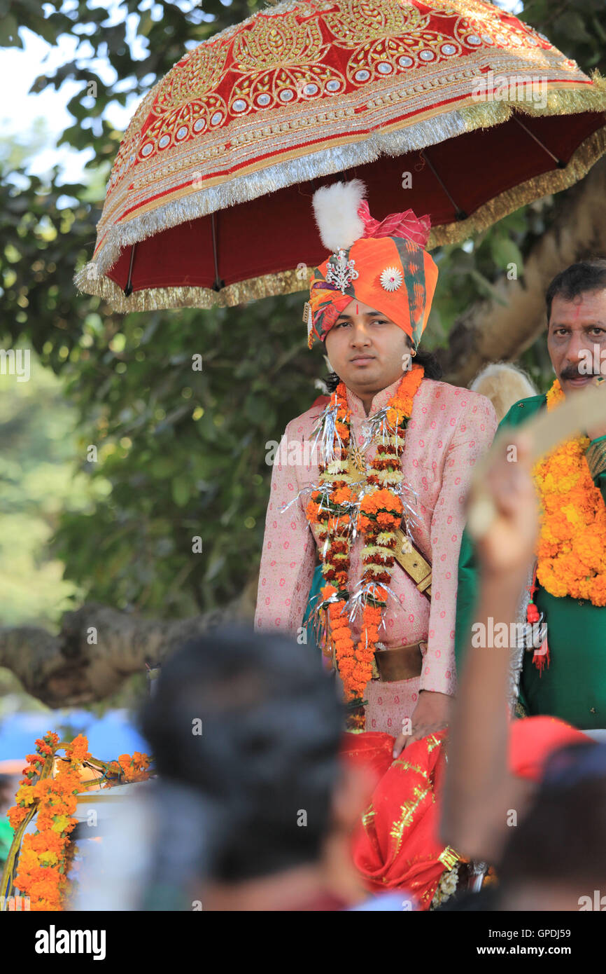 König führt dussehra Festival Prozession, Jagdalpur, Bastar, Chhattisgarh, Indien, Asien Stockfoto