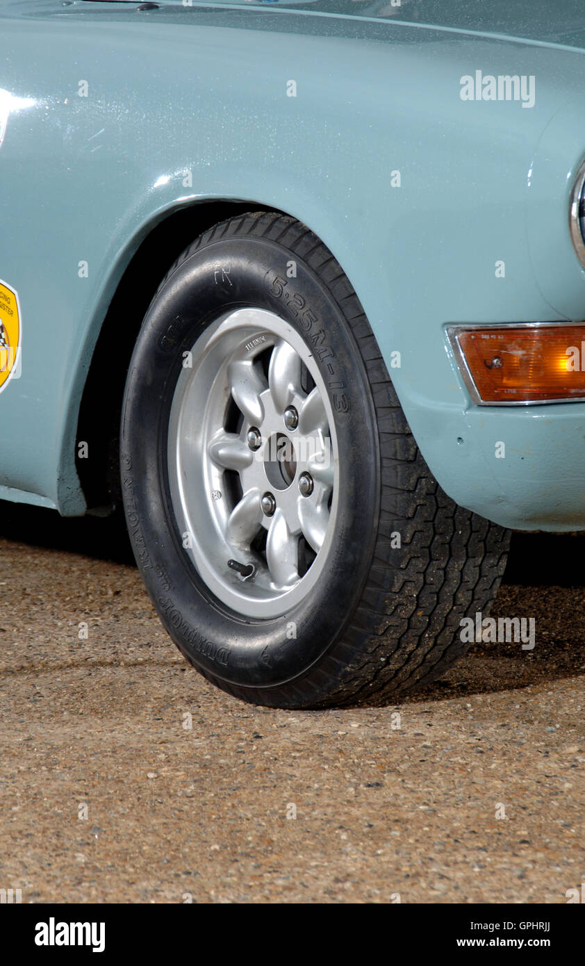 1966 Triumph 2000-Rallye-classic Rallye-Auto mit Minilte Rädern Stockfoto