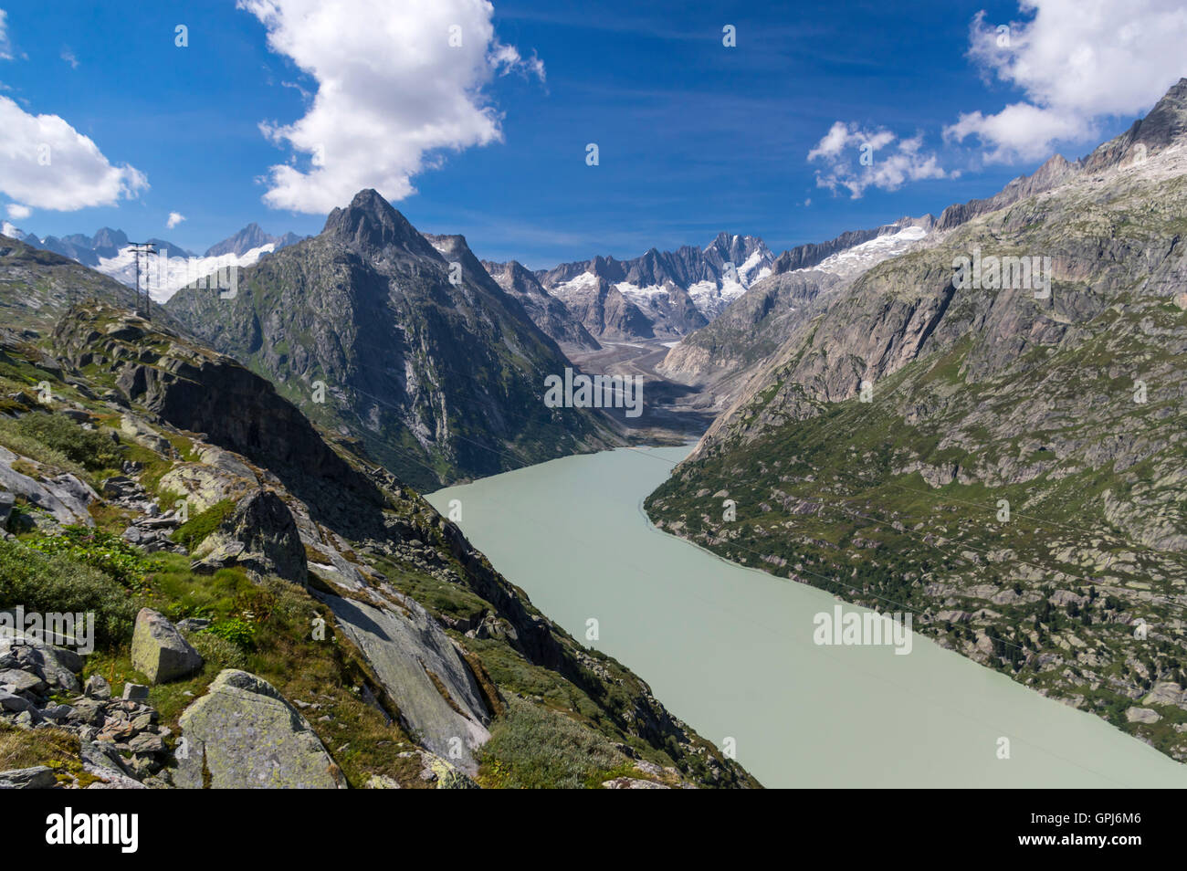 Wasserkraftwerk Grimsel-Stausee und Unteraar Gletscher in den Alpen. Oberhasli, Berner Oberland, Schweiz. Stockfoto