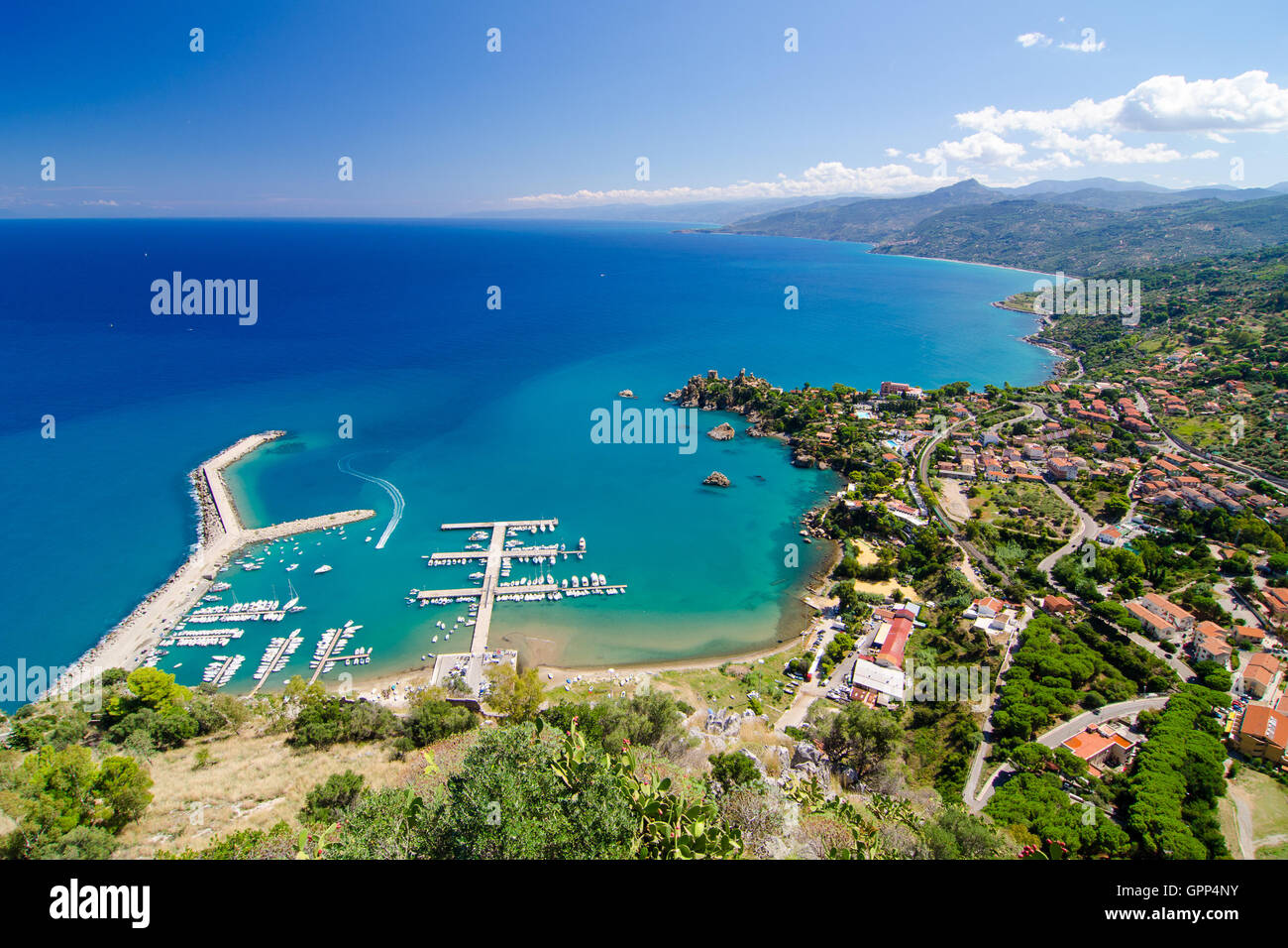 Luftaufnahme von Cefalu, Sizilien, Italien. Stockfoto