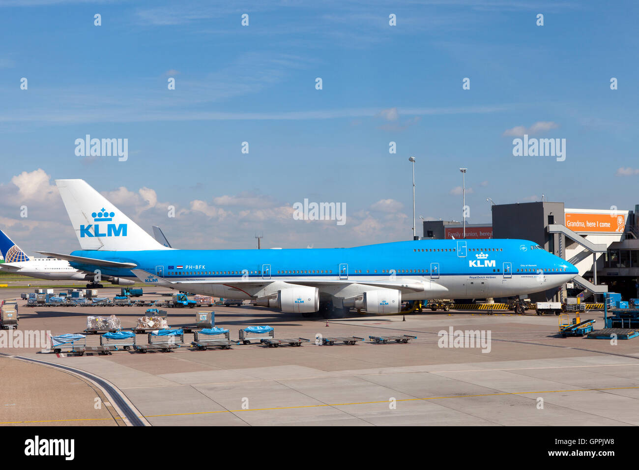 Parken Am Flughafen Schiphol Amsterdam www.alamy.de