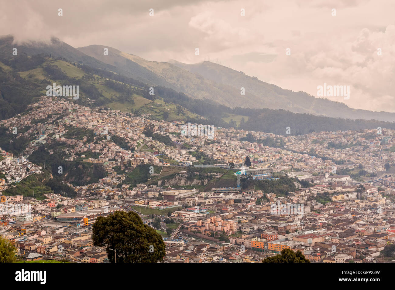 Luftaufnahme von Quito, Ecuador, Südamerika Stockfoto