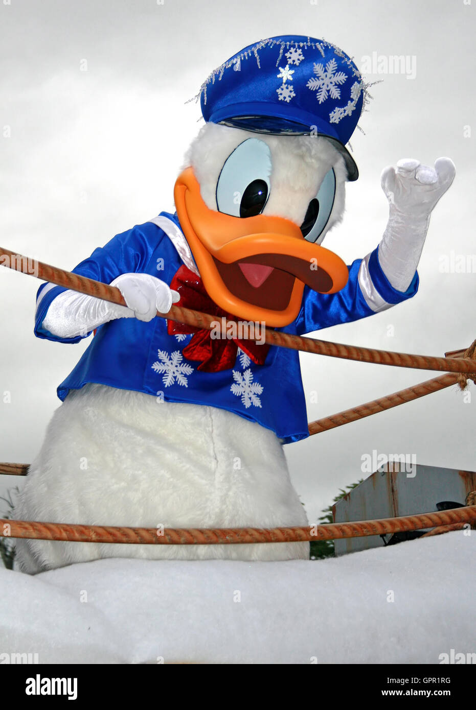 Orlando, Florida. 28. November 2006. Donald Duck auf einer Parade Float der Mickeys Jingle Jungle Parade im Tierreich. Stockfoto