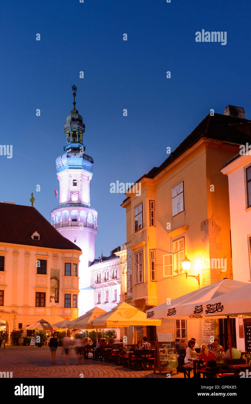 Altstadt, Fö ter, Feuerturm, Restaurant in Sopron (Ödenburg), Ungarn Stockfoto