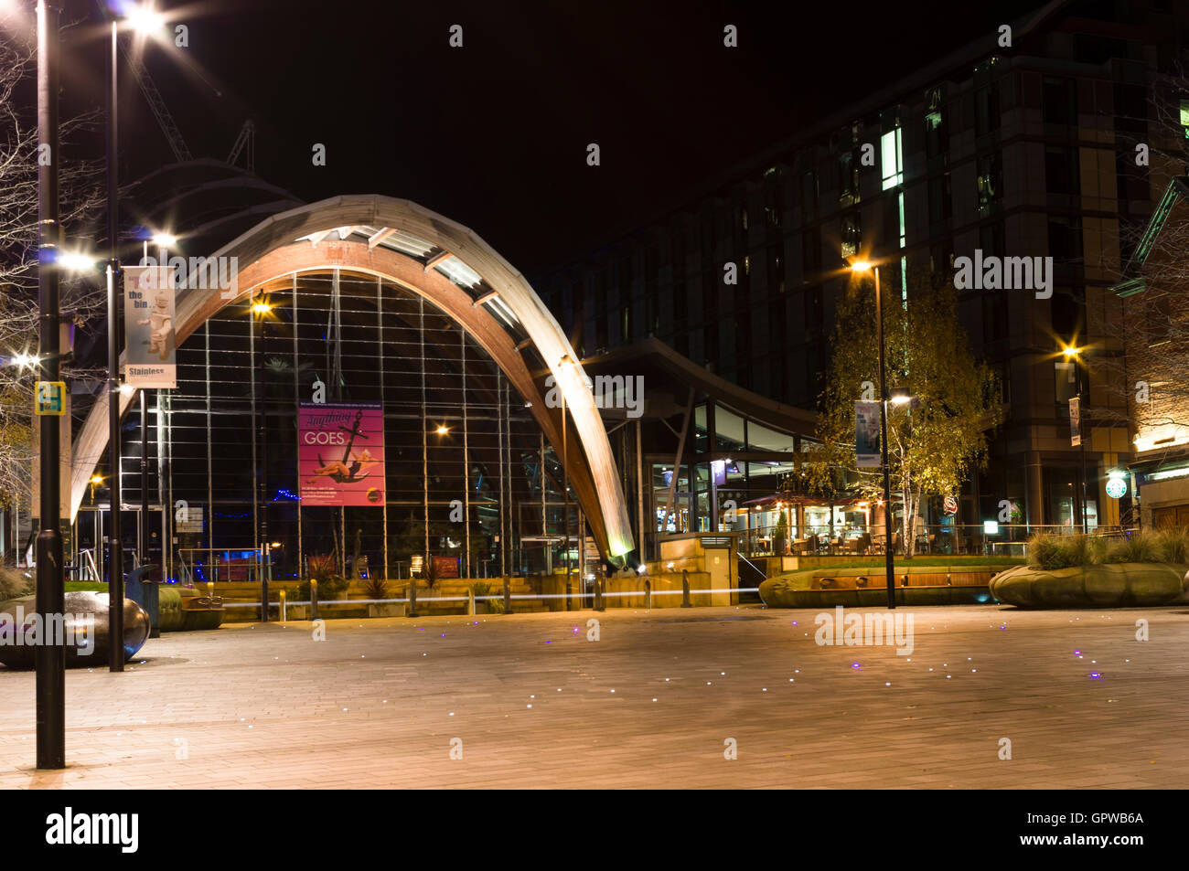 Sheffield in der Nacht - Wintergarten Stockfoto