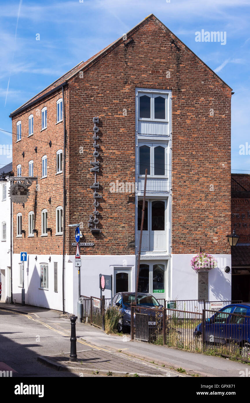 "Joseph Morton" Gasthaus Kneipe in einer ehemaligen georgischen Lagerhalle, Kidgate, Louth, Lincolnshire, England Stockfoto