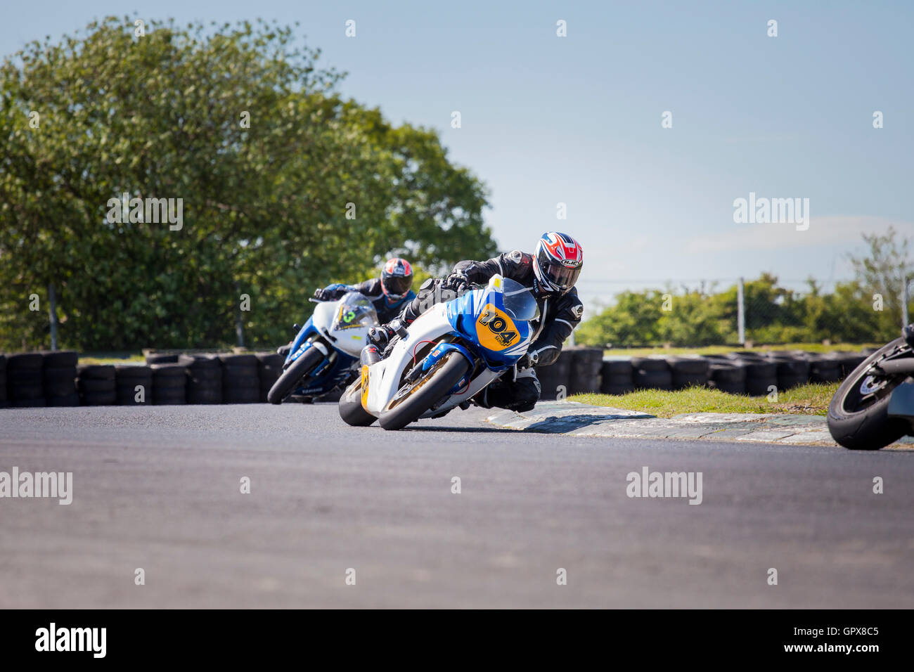 Motorradfahrer an einem Track Tag reiten auf das Rennen verfolgen in Mondello Park, County Kildare, Irland Stockfoto