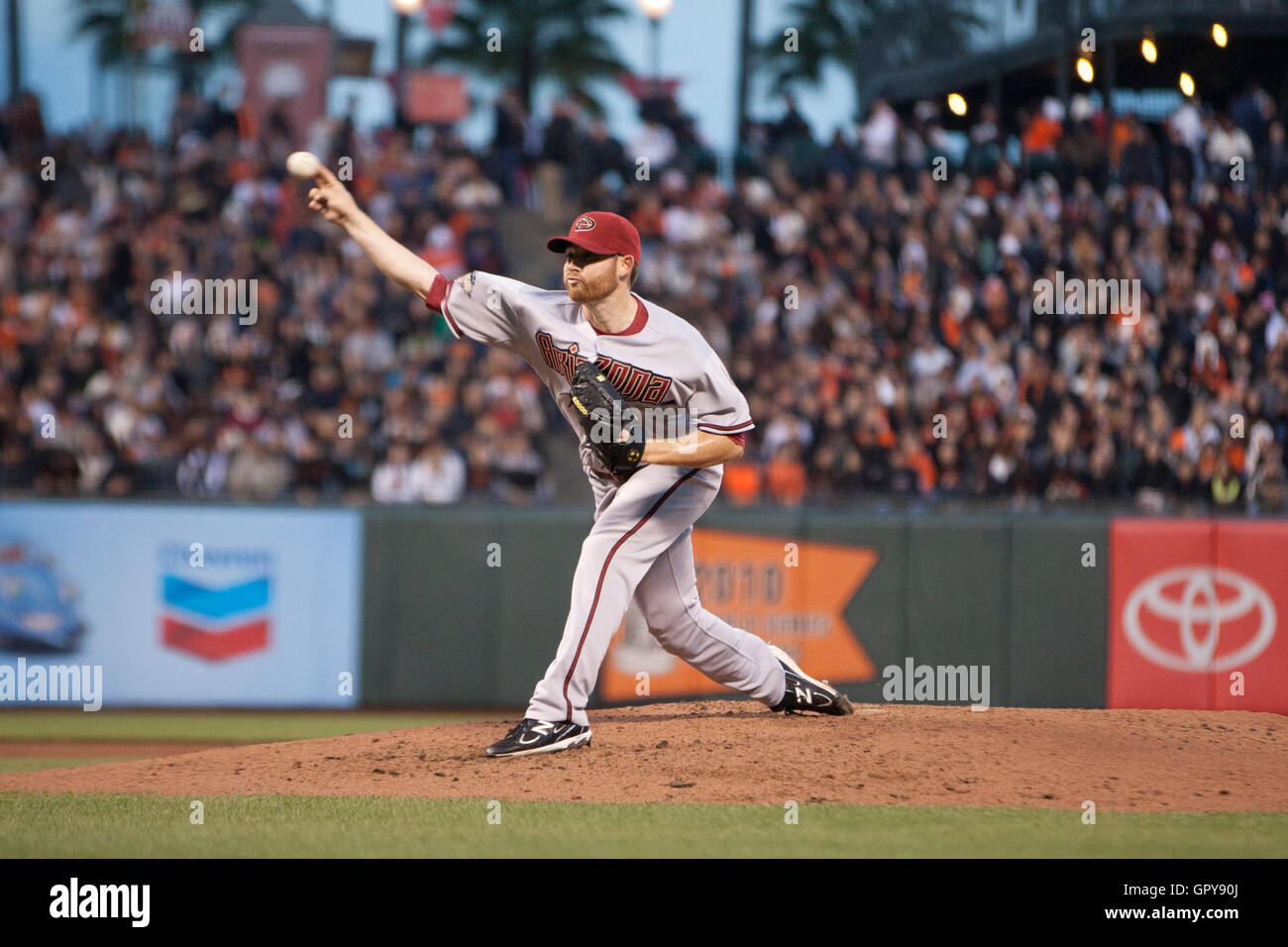 Mai 10, 2011; San Francisco, Ca, USA; Arizona-Diamantmarkierungen Krug Ian Kennedy (31) Plätze gegen die San Francisco Giants im dritten Inning bei AT&T Park. Stockfoto