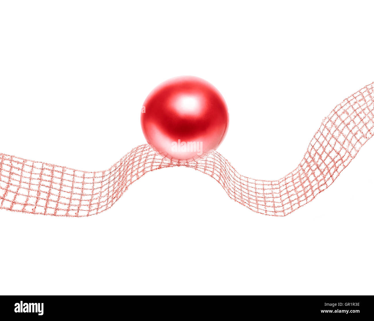 Red Christmas Ball auf eine rote Schleife Stockfoto