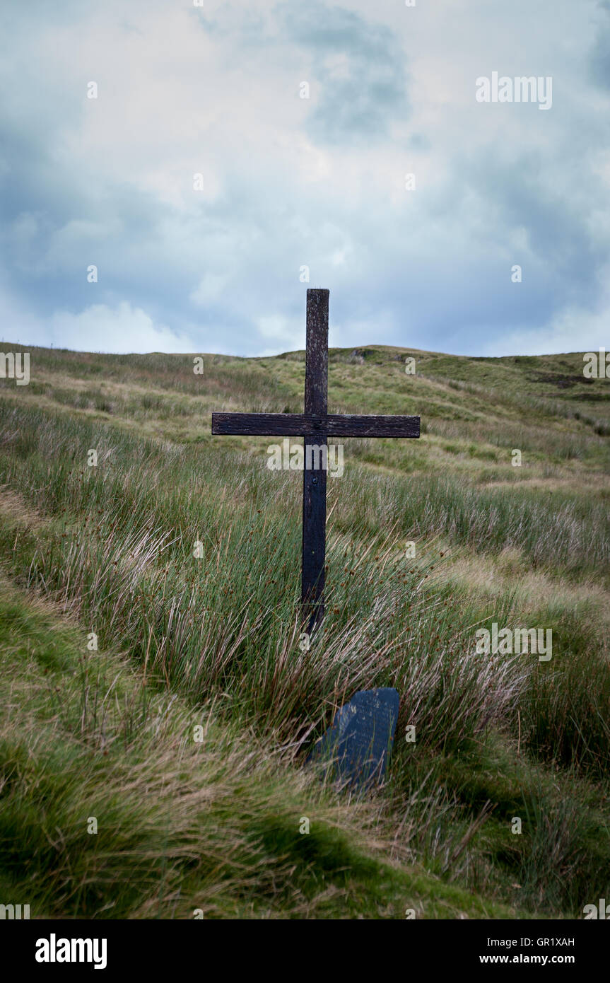 Pilger Kreuz auf Bwlch y Groes, Pass des Kreuzes, in Gwynedd, Wales. Stockfoto