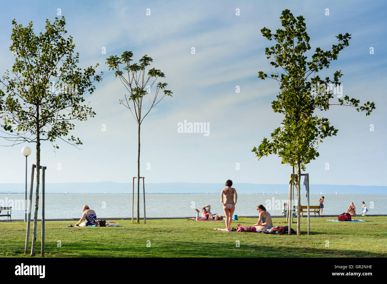 Illmitz: öffentliche Baden Strand Lido, Neusiedler See, Neusiedler See, Sonnenanbeter, Österreich, Burgenland, Stockfoto