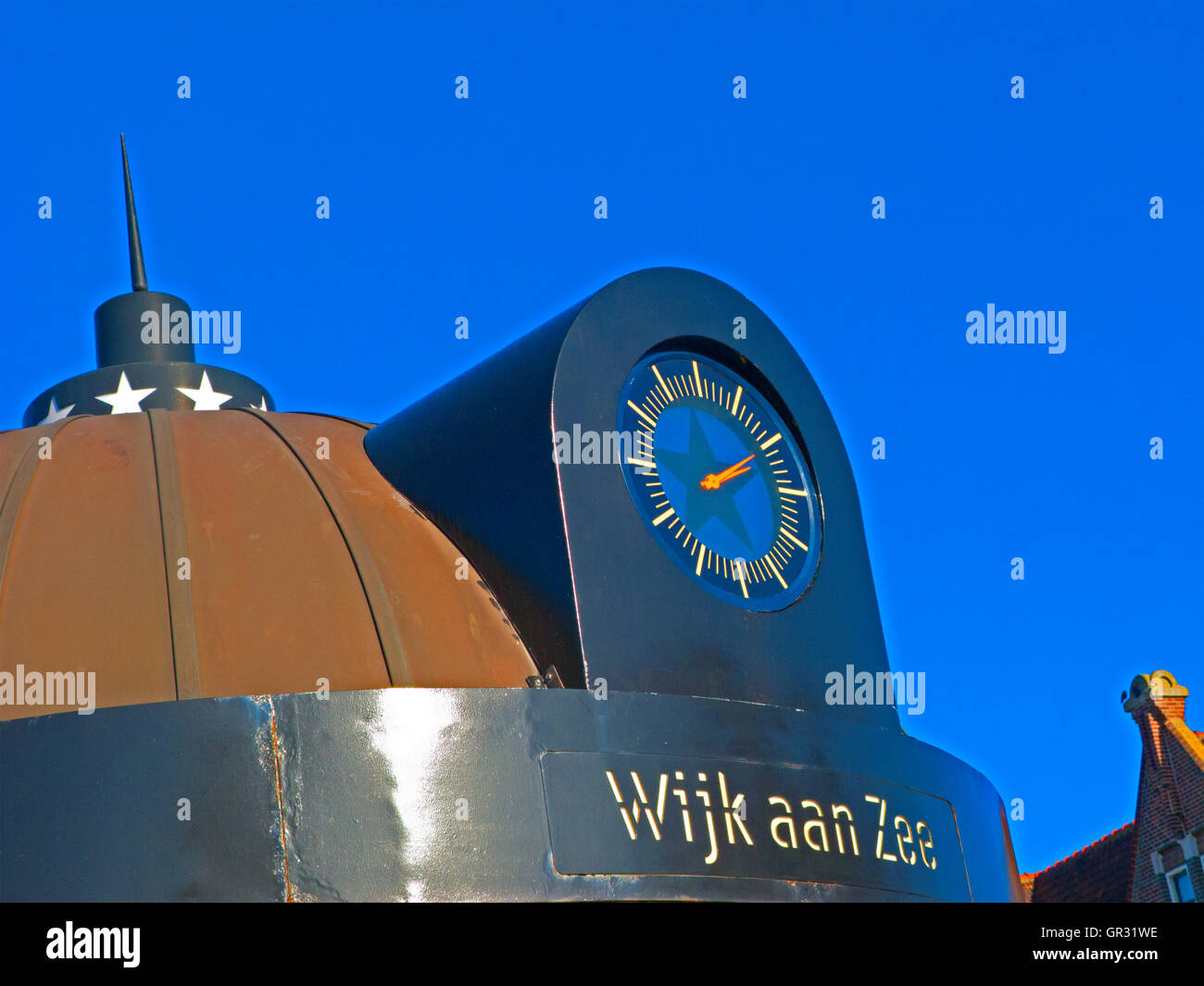 Die Downtown Uhr in Wijk Aan Zee, Holland, Stockfoto