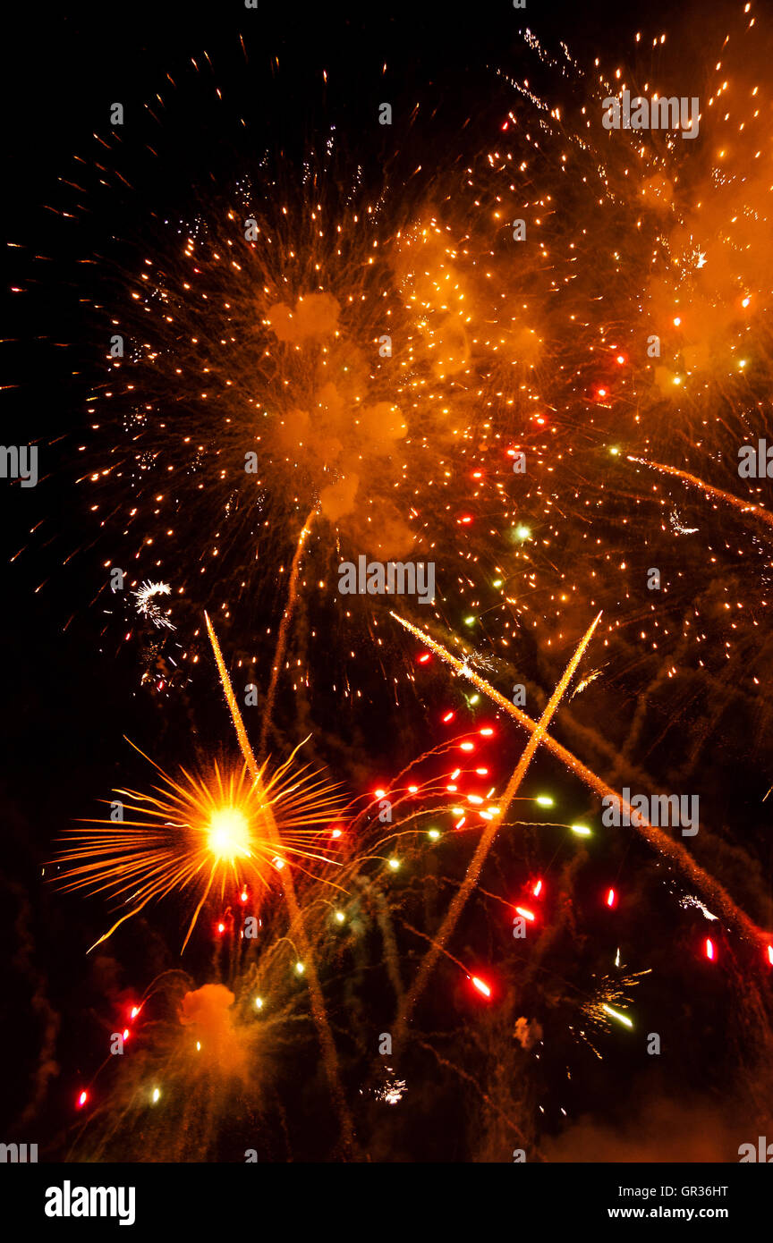 Feuerwerk während des nationalen pyrotechnische Festivals (Feria Nacional De La Pirotecnia) in Tultepec, Mexiko Stockfoto