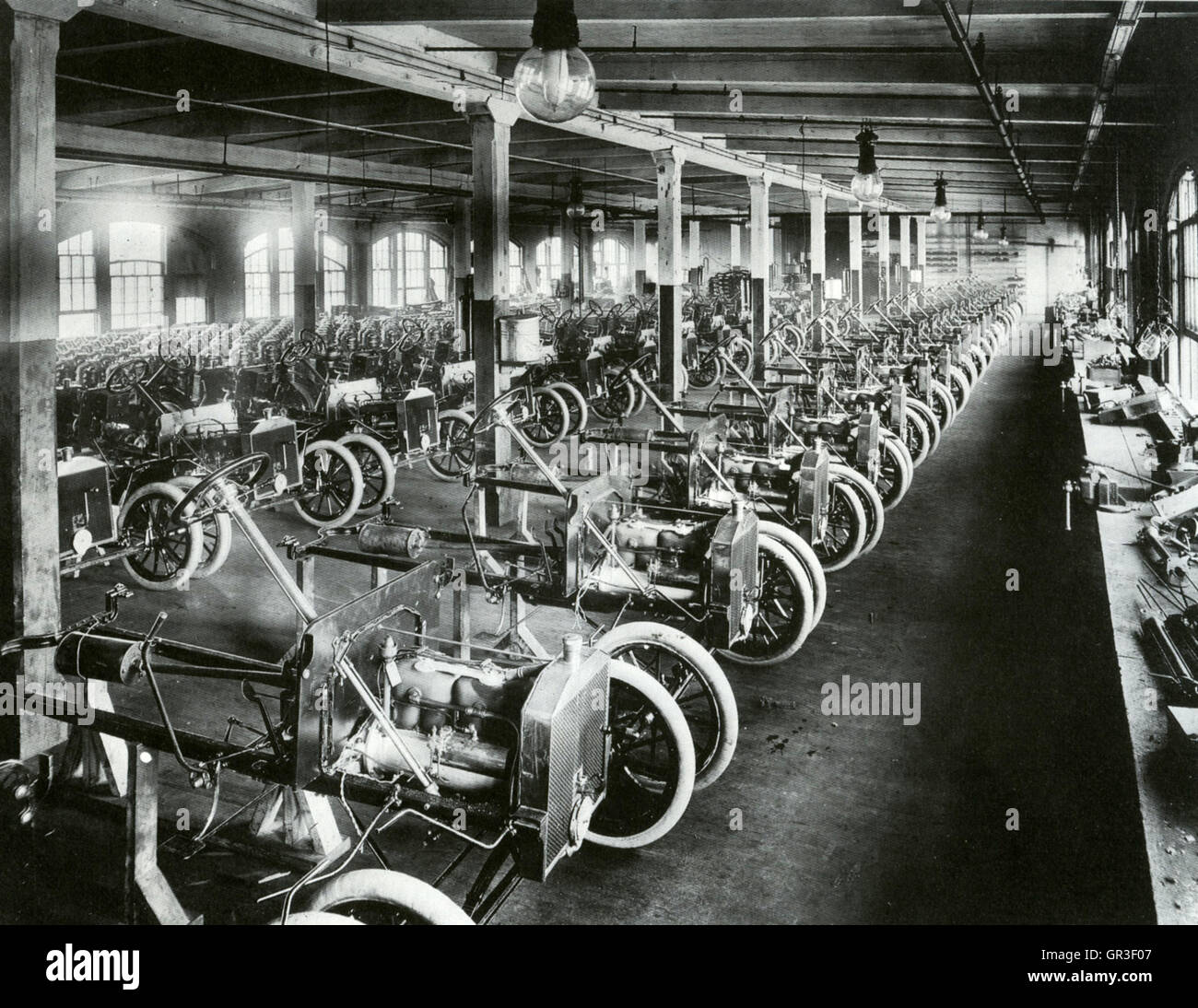 FORD Modell T Produktionslinie im Werk Piquette, 411 Piquette Avenue, Detroit, um 1908 Stockfoto