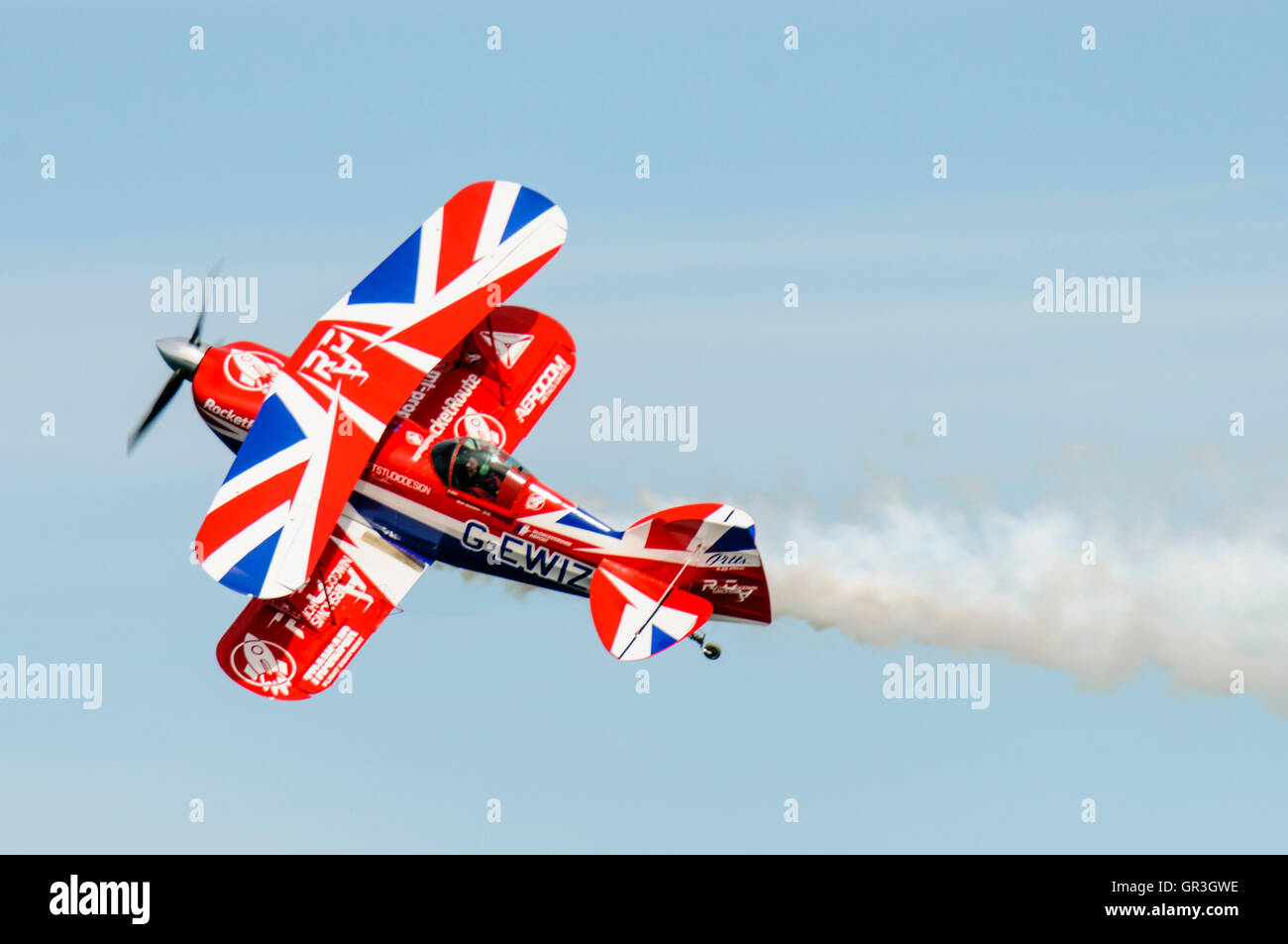 Pitts Special S25 Doppeldecker G-EWIZ von Rich Goodwin geflogen Stockfoto