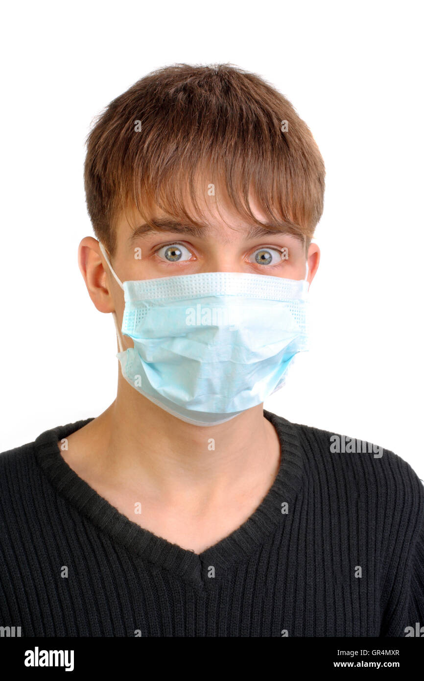 Teenager in der Maske Stockfoto