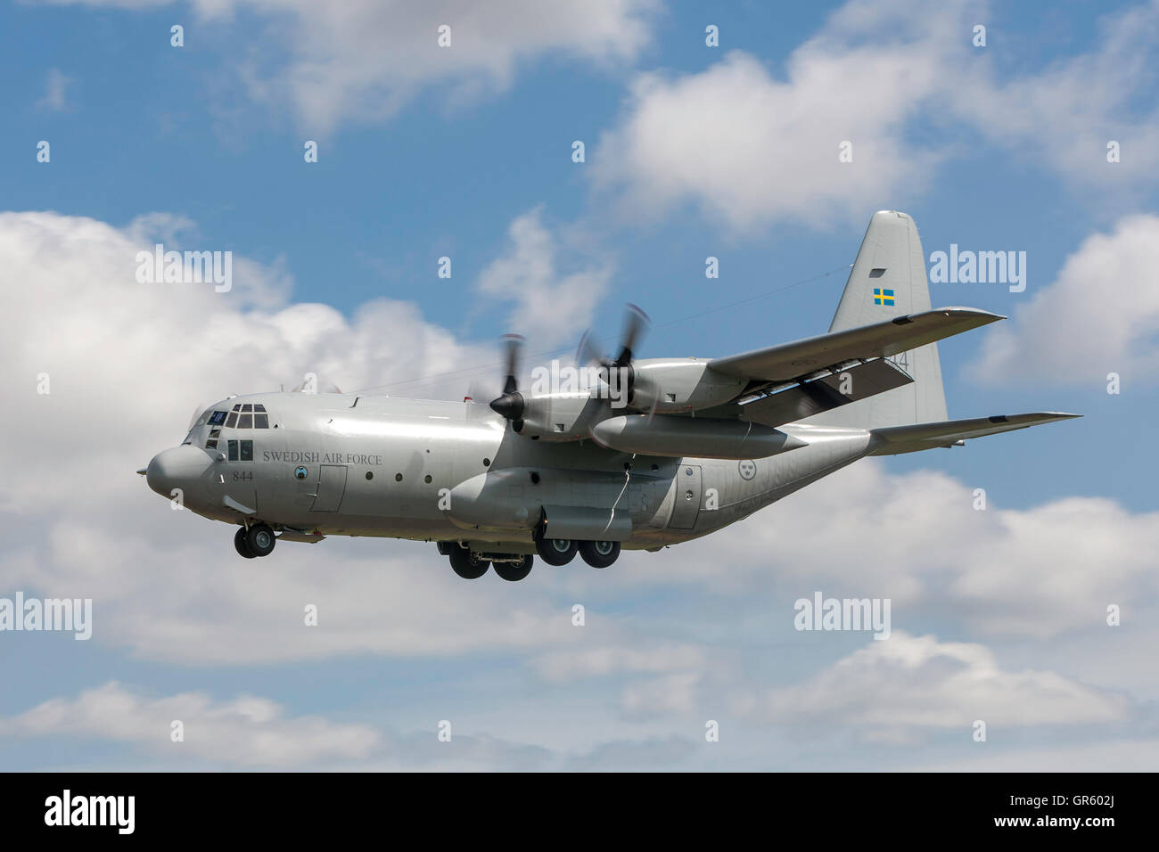 Schwedische Luftwaffe Lockheed C - 130H Hercules Transportflugzeuge an der Royal International Air Tattoo (RIAT) an RAF Fairford Stockfoto