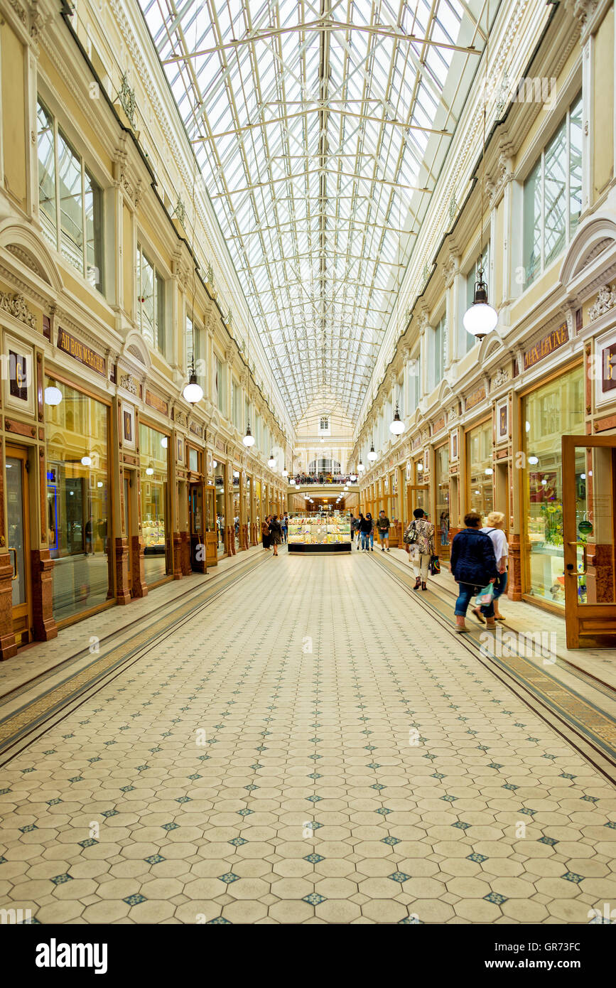 Die Passage Einkaufspassage in St. Peterburg, Russland Stockfoto