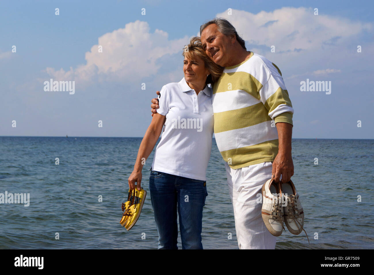 Altes paar im urlaub Fotos und Bildmaterial in hoher Auflösung Alamy