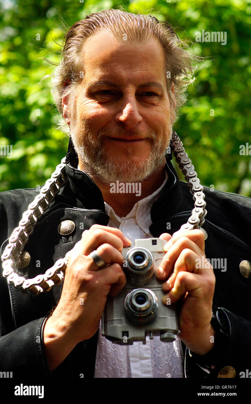 Mann mit Kamera Stockfoto