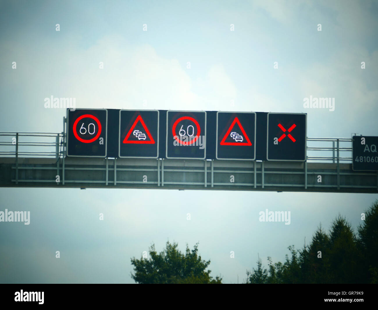 Europa Deutschland deutsche Autobahn Autobahn Autobahn Stau Zeichen Stockfoto