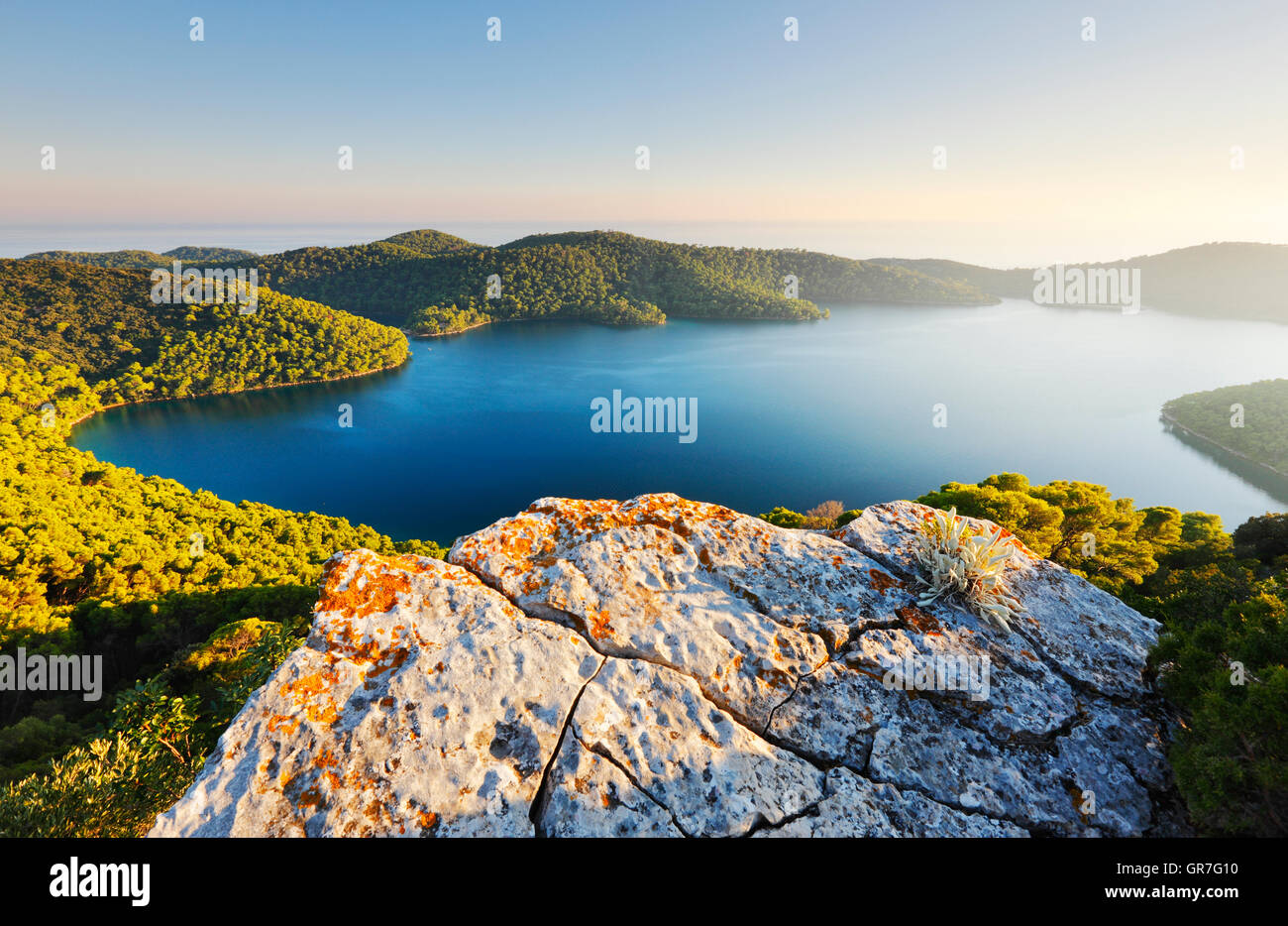 Schöne Landschaft der Seen im Nationalpark Mljet Stockfoto