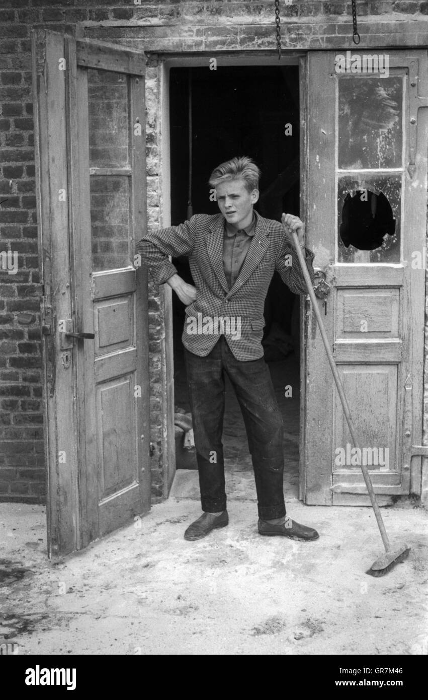 Junger Mann 1967 Bw Stockfoto